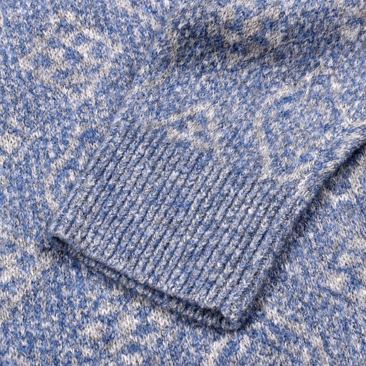 BRUNELLO CUCINELLI MEN'S LIGHT BLUE WOOL SWEATER