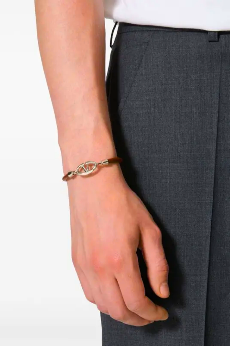 Valentino Garavani 
Vlogo Bracelet In Tobacco