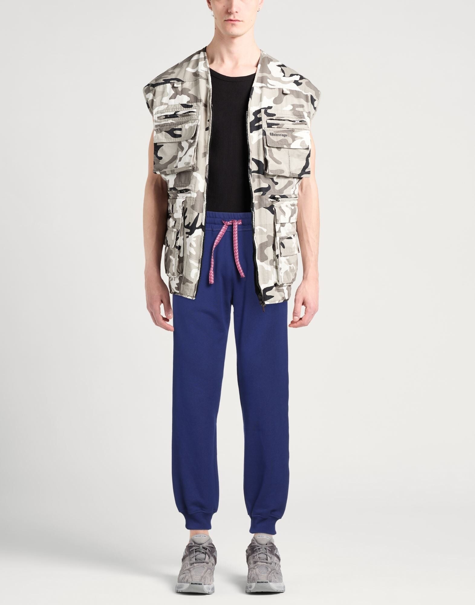 LANVIN MEN'S MAJORELLE BLUE JOGGERS WITH LACE DETAIL