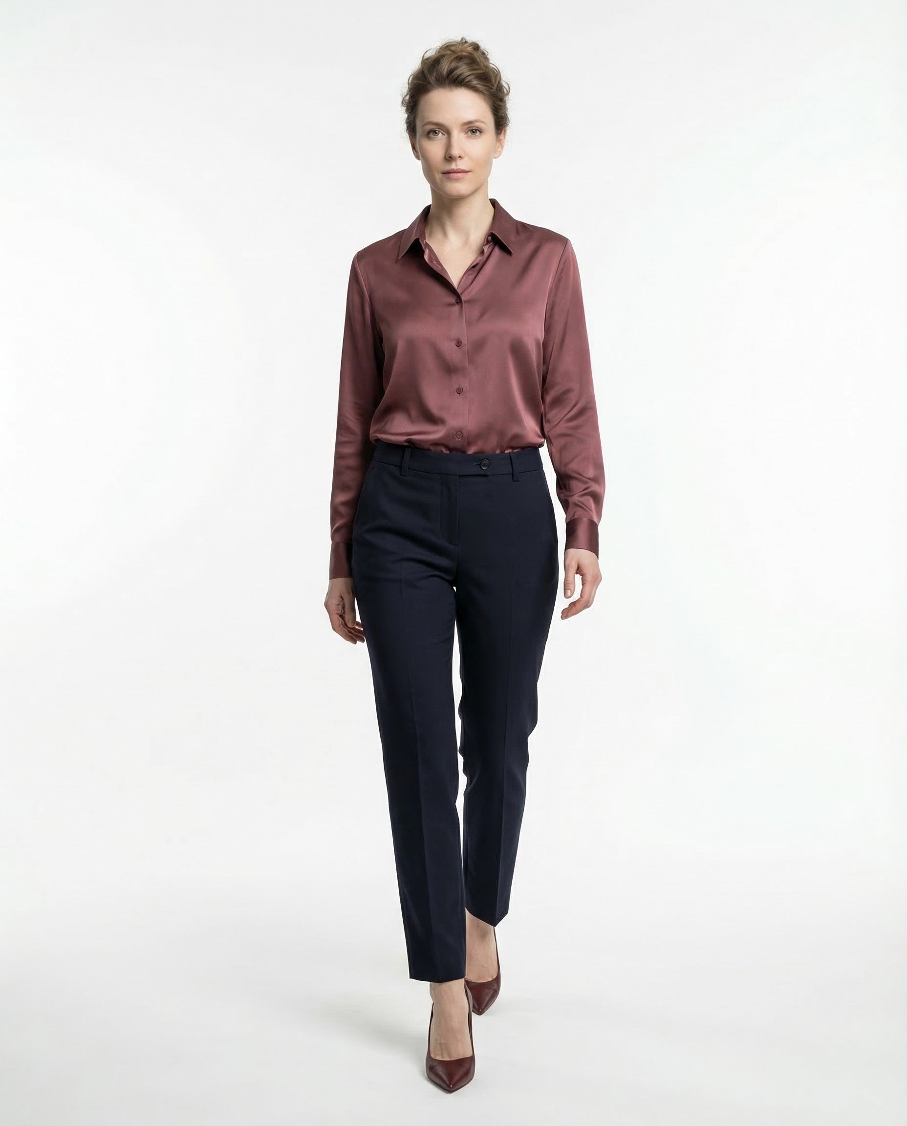 BRUNELLO CUCINELLI WOMEN'S NAVY TAILORED COTTON TROUSERS