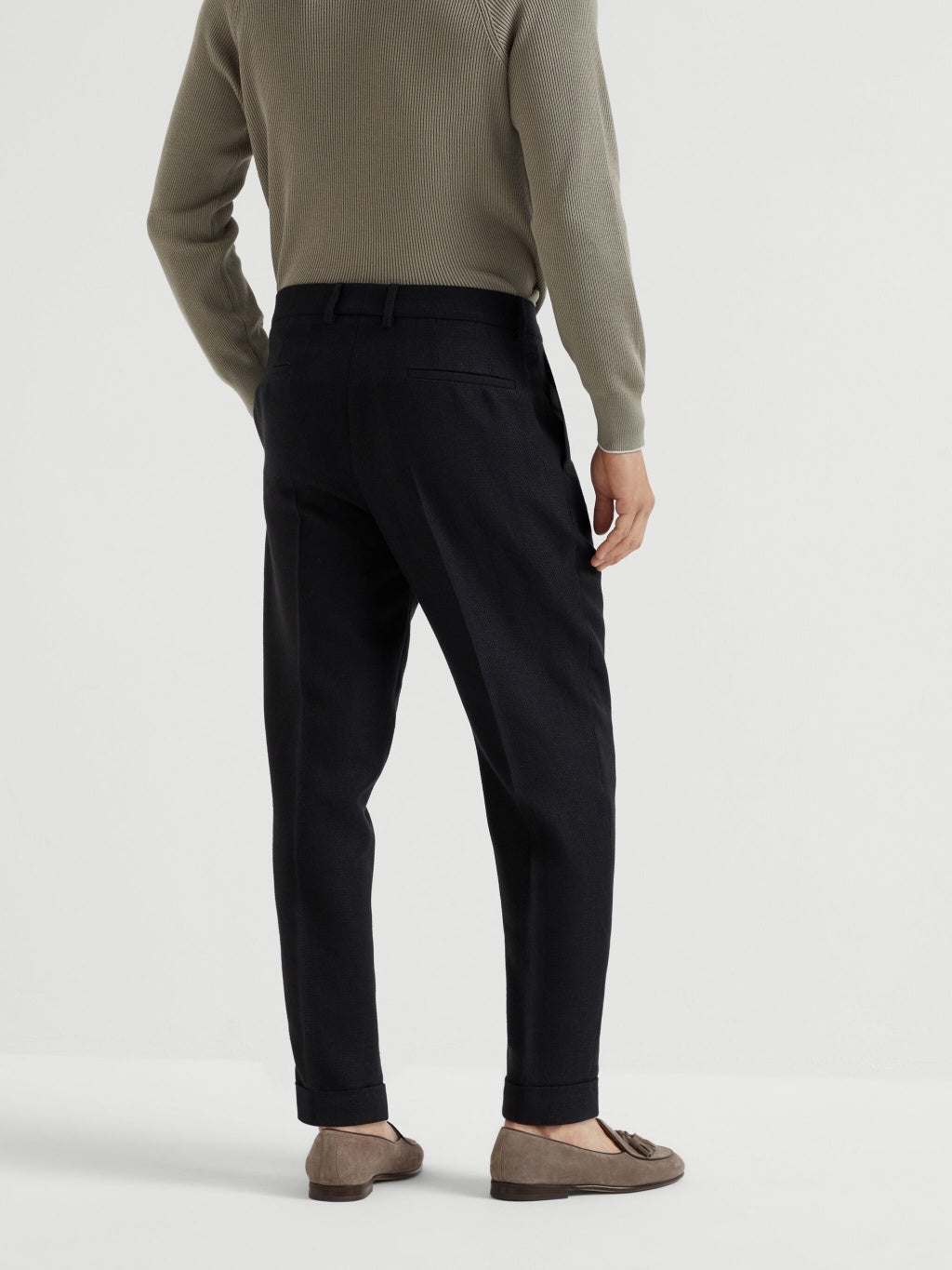 BRUNELLO CUCINELLI MEN'S BLACK WOOL LINEN TROUSERS