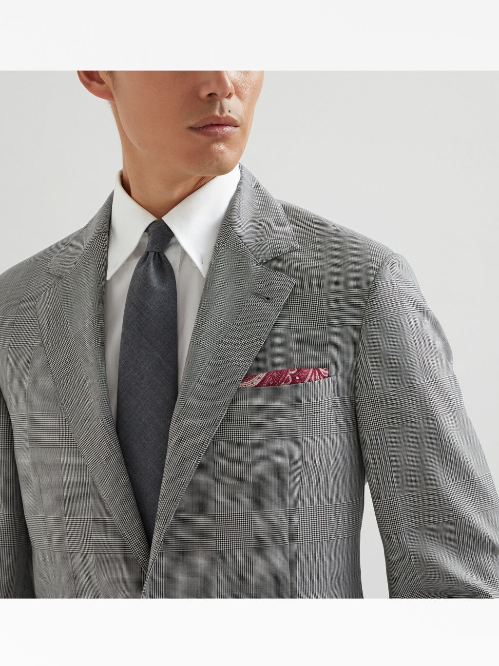 BRUNELLO CUCINELLI MEN'S RED SILK PAISLEY POCKETSQUARE