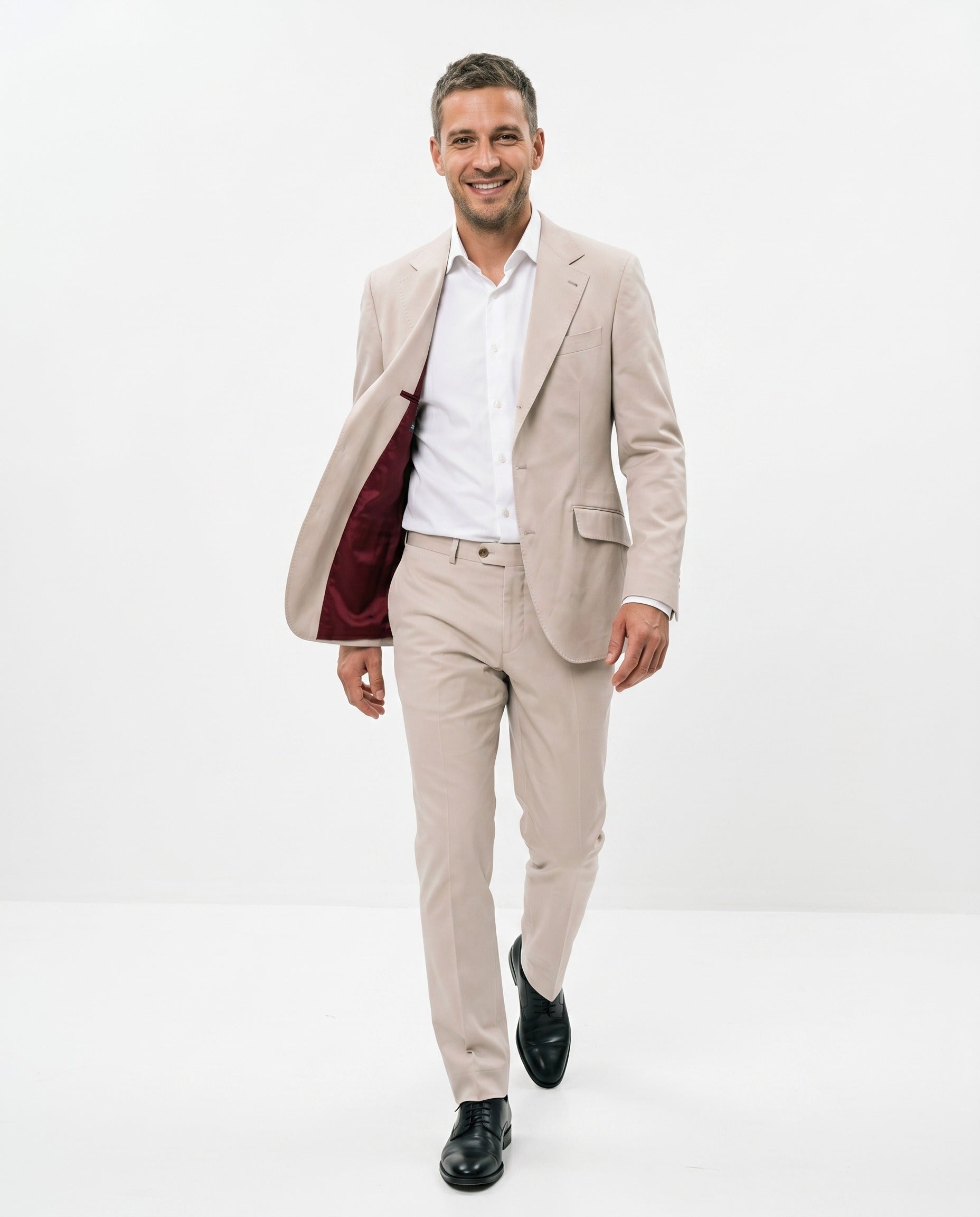 BRUNELLO CUCINELLI MEN'S BEIGE SILK THREE-BUTTON SUIT