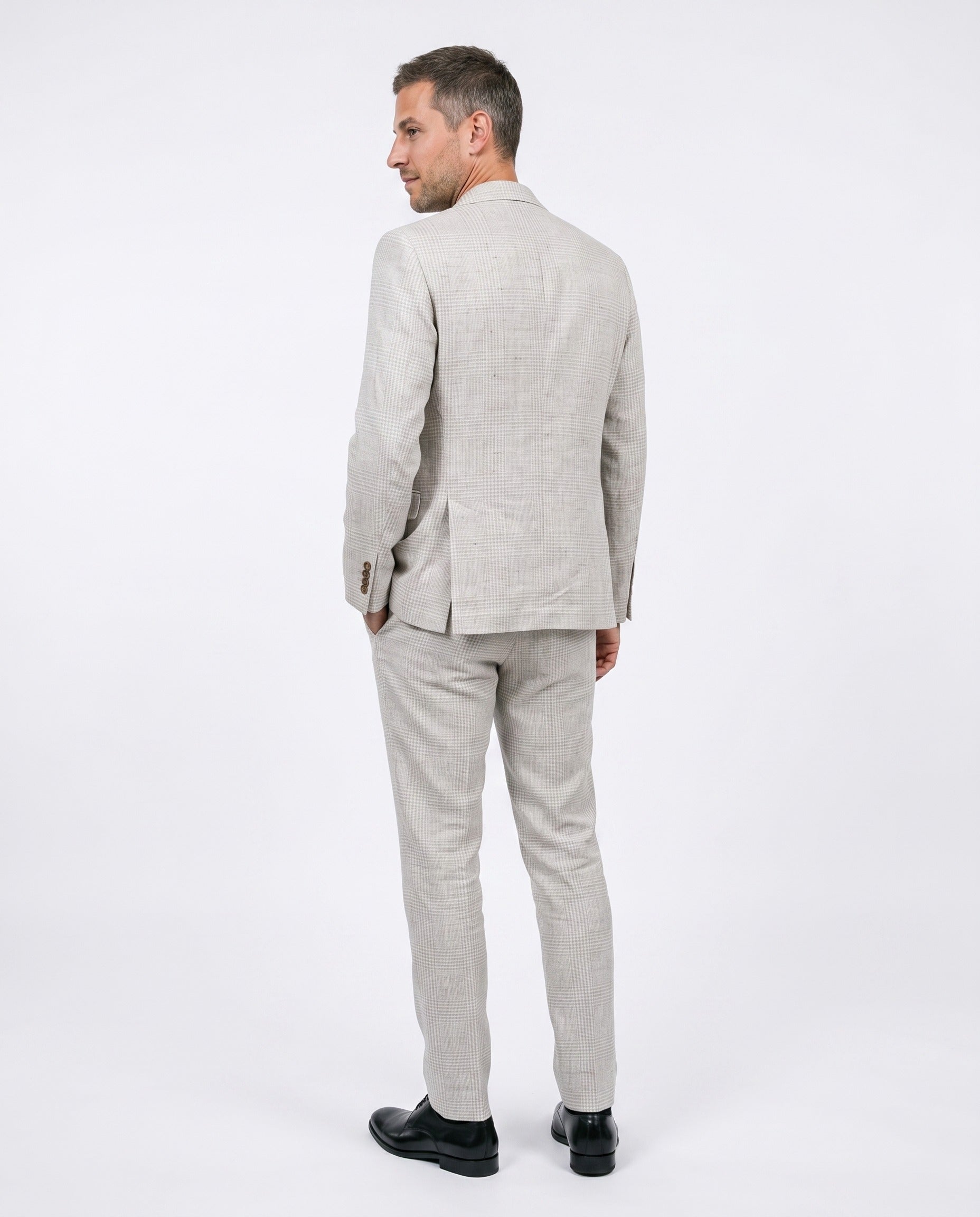 BRUNELLO CUCINELLI MEN'S LIGHT PLAID LINEN WOOL SUIT