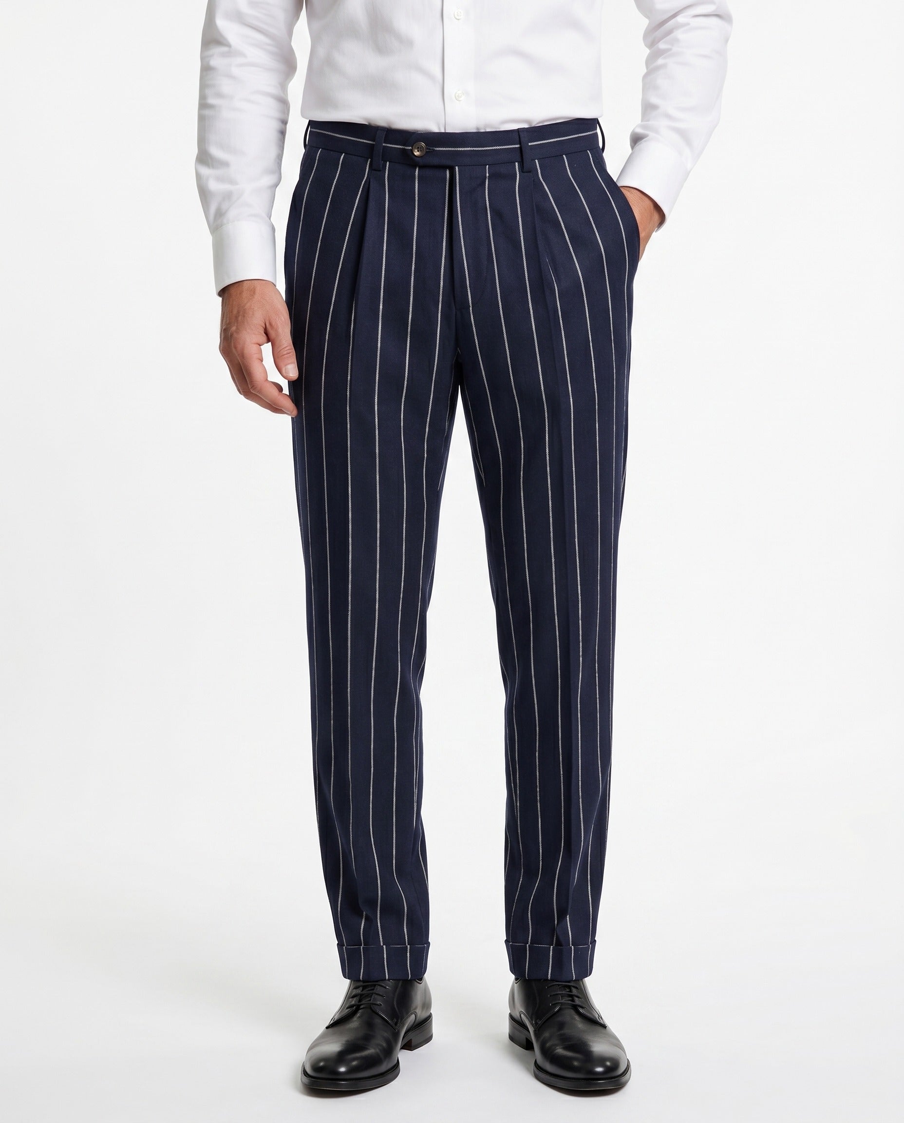 BRUNELLO CUCINELLI MEN'S NAVY LINEN BLEND STRIPED TROUSERS