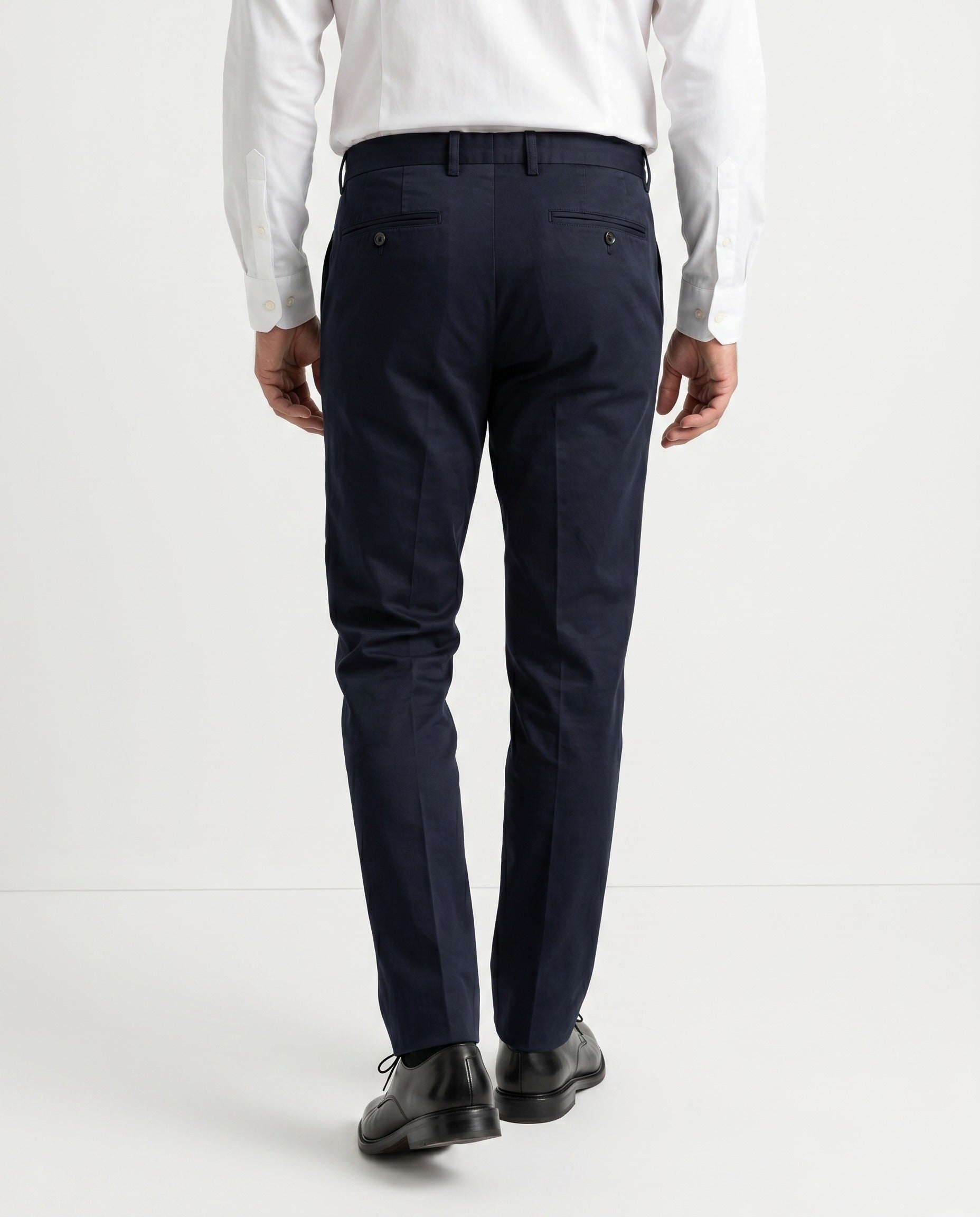 BRUNELLO CUCINELLI MEN'S NAVY TAILORED LINEN TROUSERS