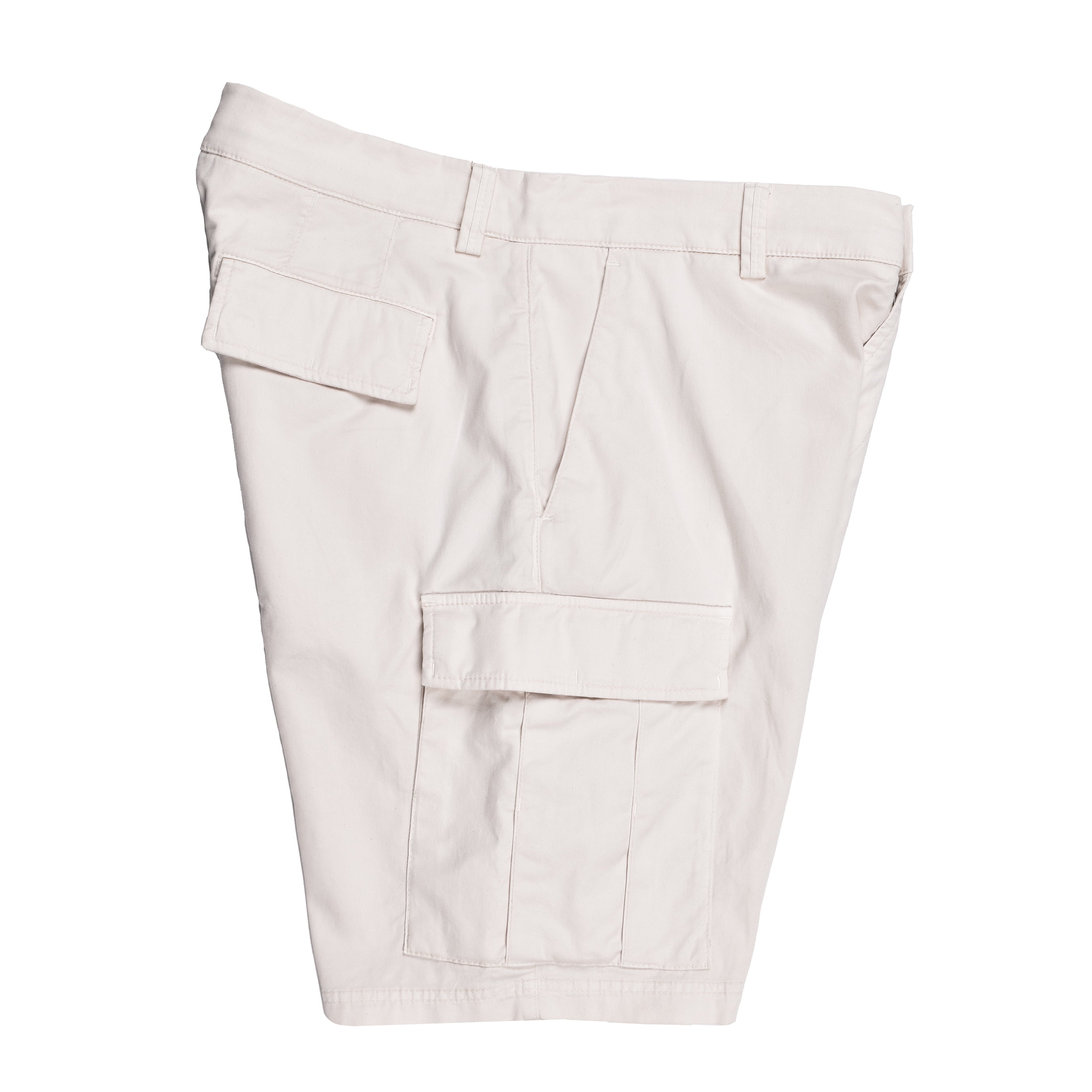 BRUNELLO CUCINELLI MEN'S OFF WHITE CARGO STYLE SHORTS