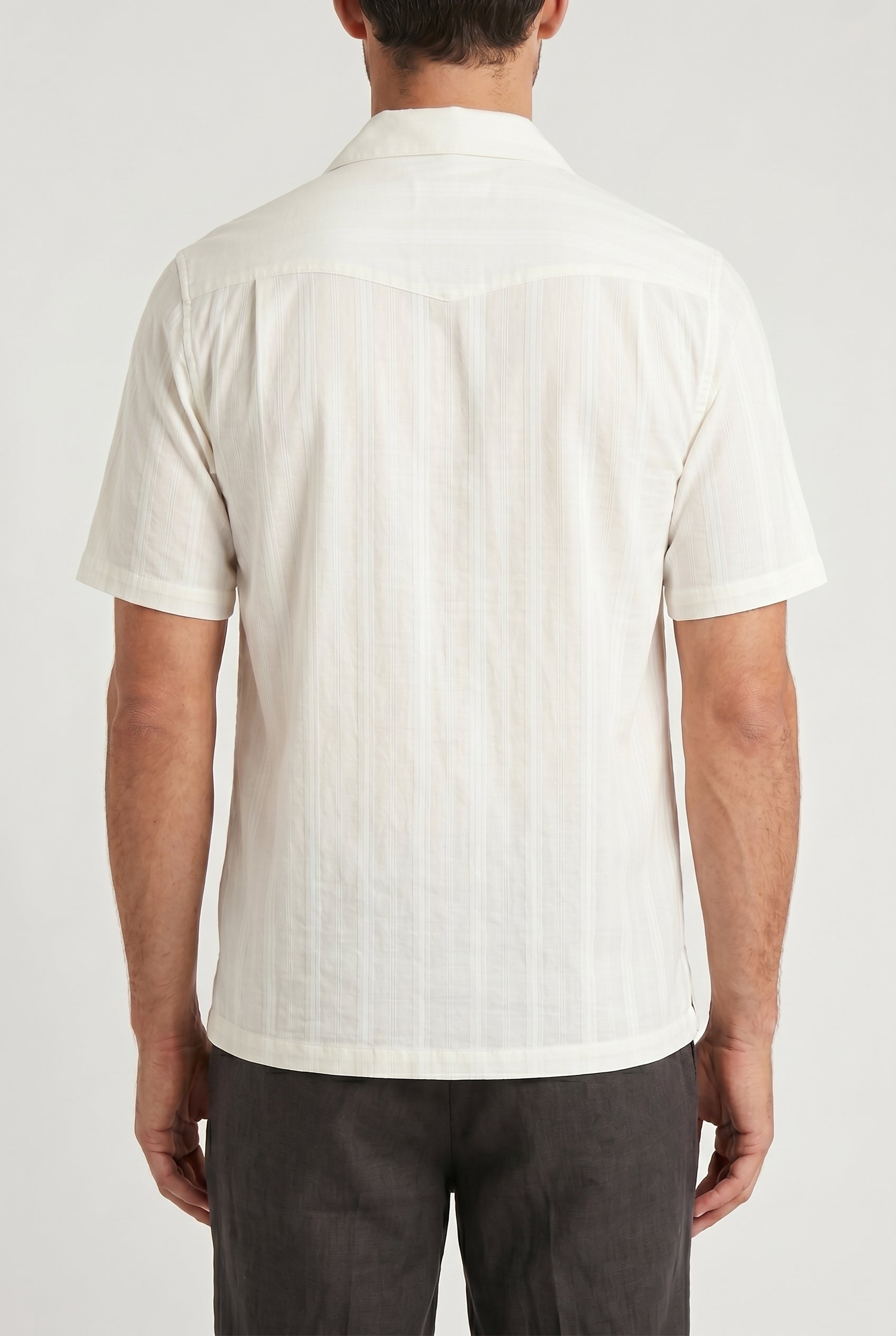 BRUNELLO CUCINELLI MEN'S OFF WHITE SHORT SLEEVE SHIRT