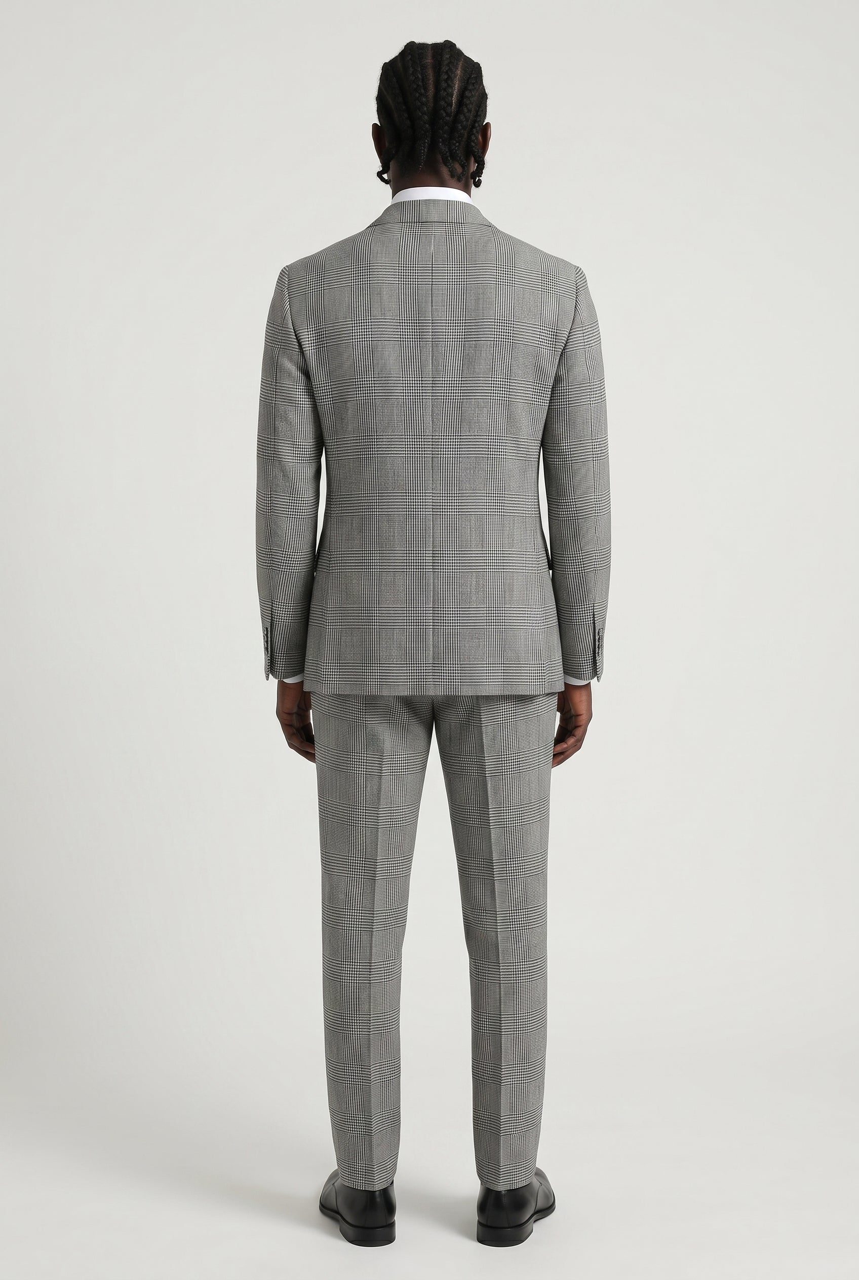 BRUNELLO CUCINELLI MEN'S GRAY PLAID DOUBLE-BREASTED SUIT