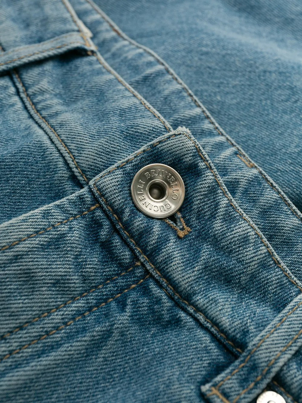BRUNELLO CUCINELLI MEN'S LIGHT BLUE RELAXED DENIM TROUSERS