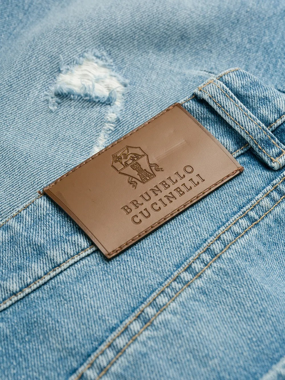 BRUNELLO CUCINELLI MEN'S LIGHT BLUE RELAXED DENIM TROUSERS