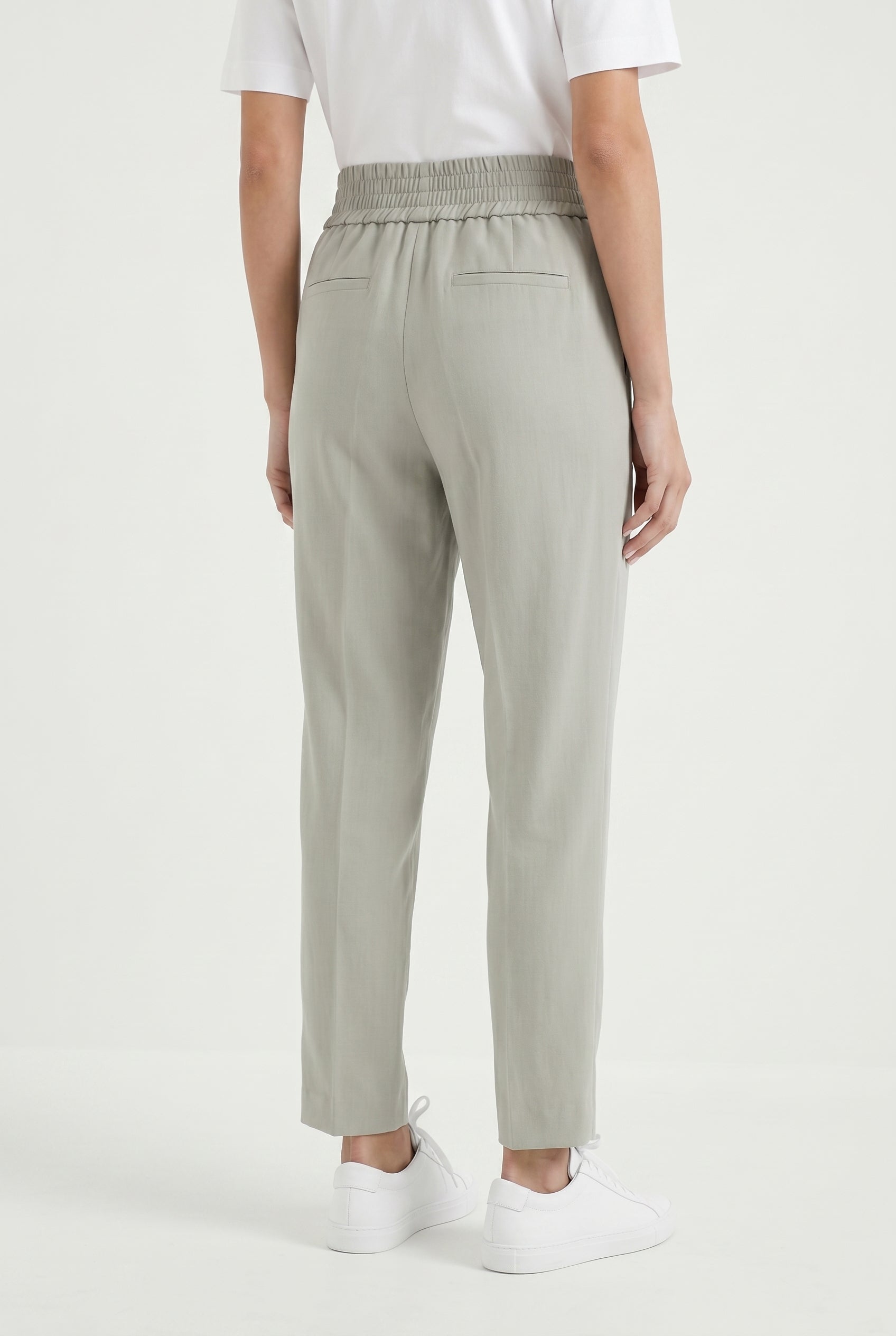 BRUNELLO CUCINELLI WOMEN'S LIGHT GREY RELAXED LINEN TROUSERS