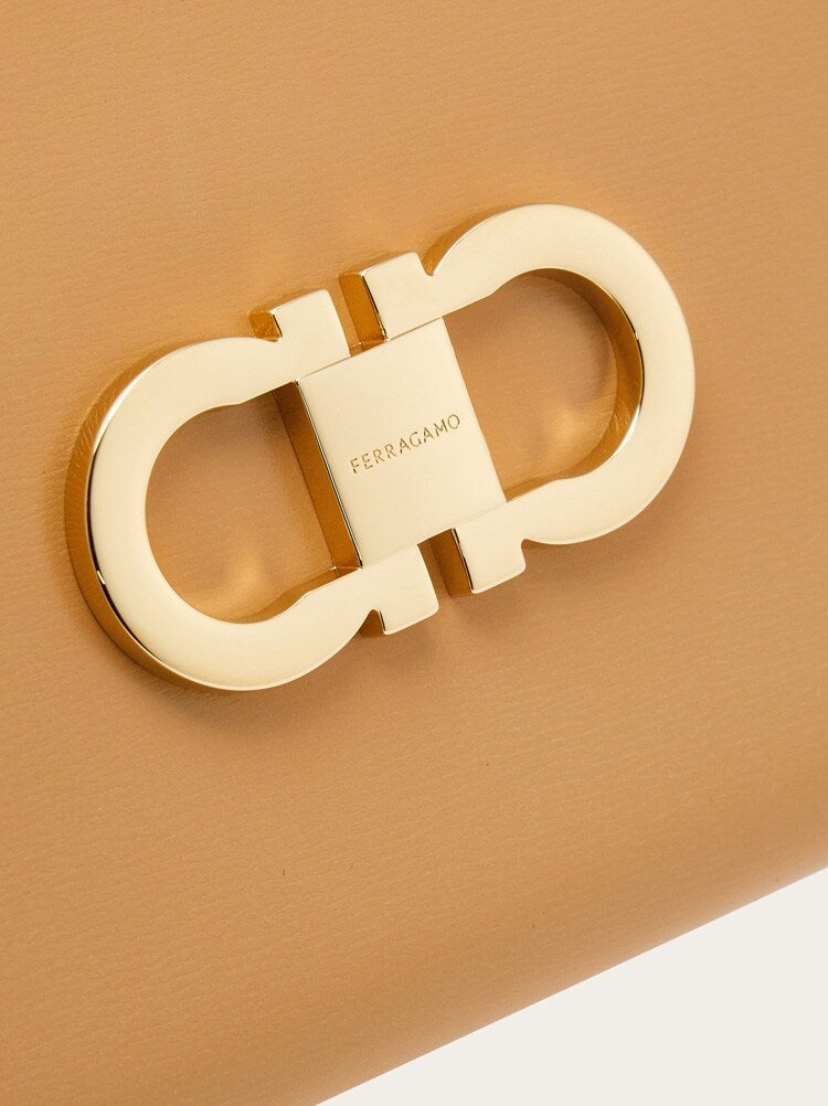 FERRAGAMO WOMEN'S TAN CALF LEATHER WALLET