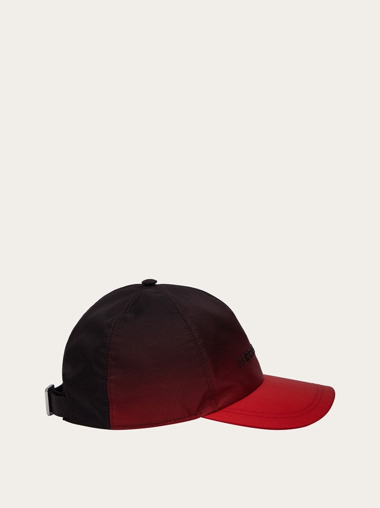 FERRAGAMO MEN'S DARK RED GRADIENT HAT