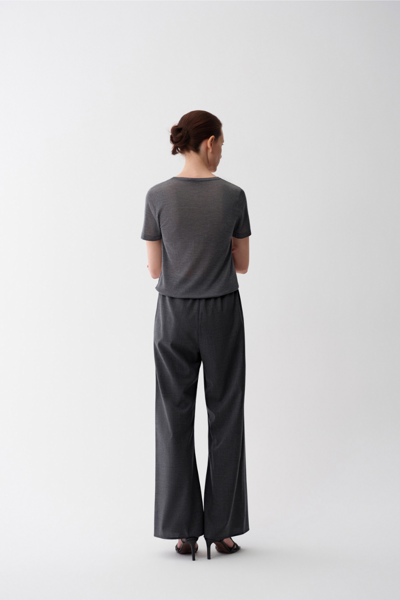 Max Simple Ultra-Soft Crewneck Silk Top Charcoal MSJY265084C