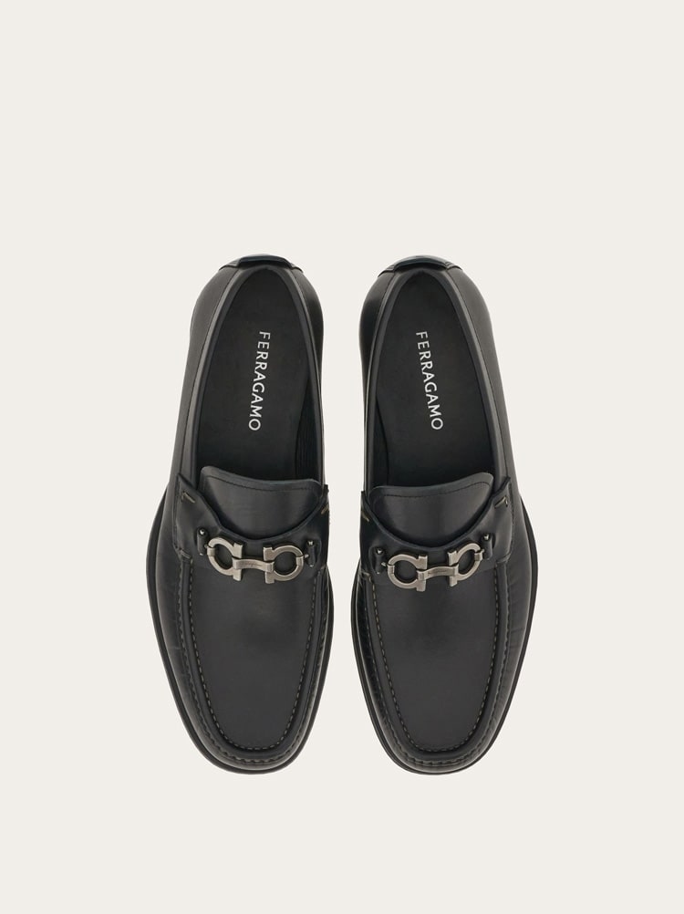 FERRAGAMO MEN'S BLACK CALF LEATHER LOAFERS