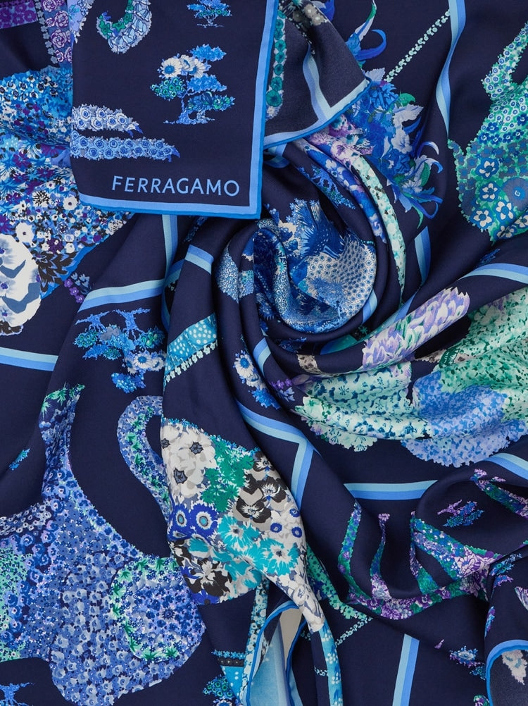 FERRAGAMO WOMEN'S SCARF NWT