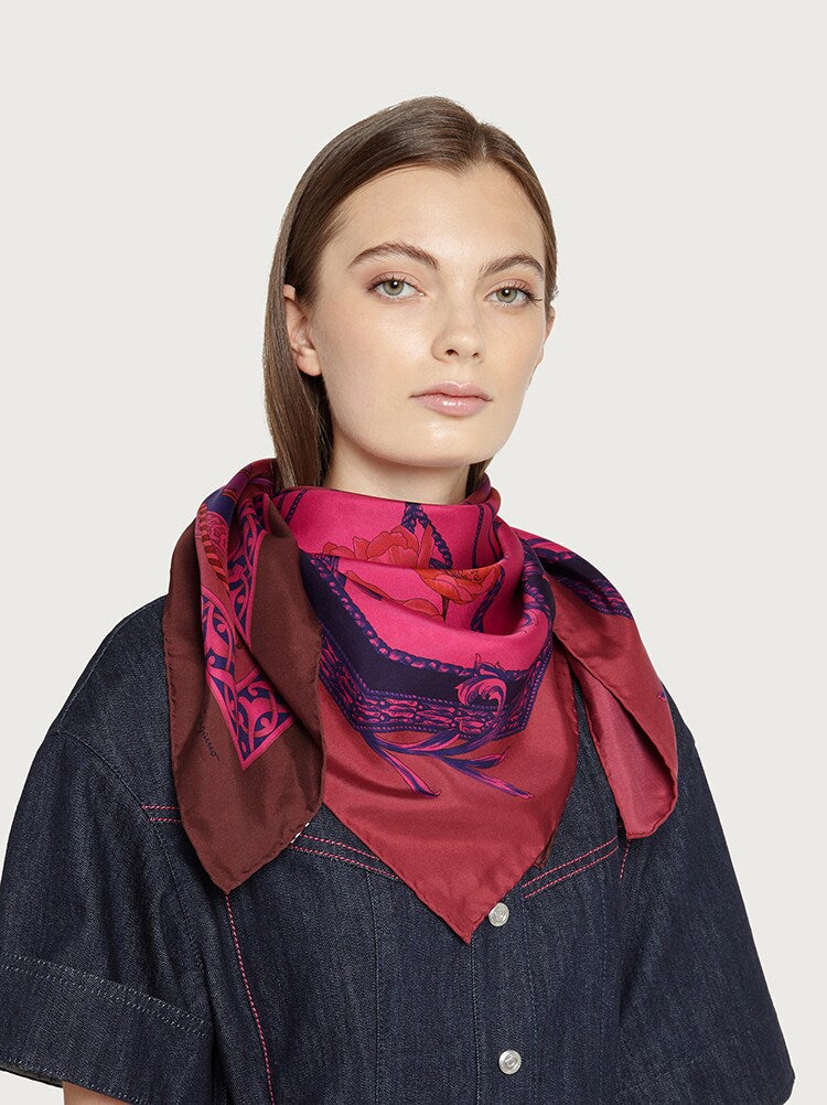 FERRAGAMO WOMEN'S PINK SILK PRINTED SCARF