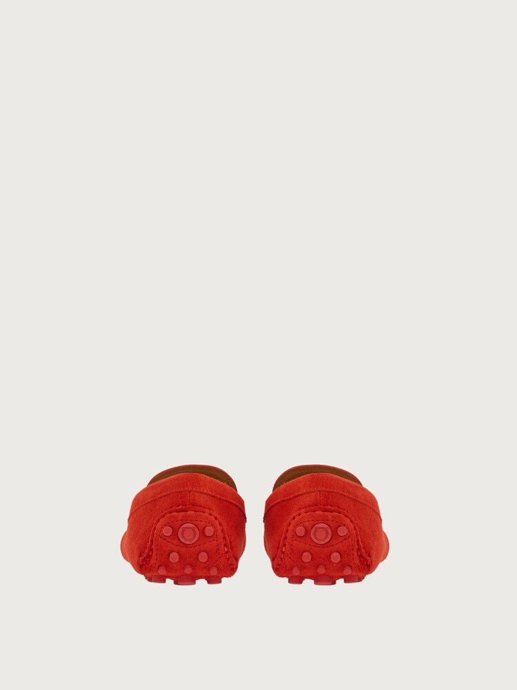 FERRAGAMO MEN'S RED SUEDE DRIVING SHOES
