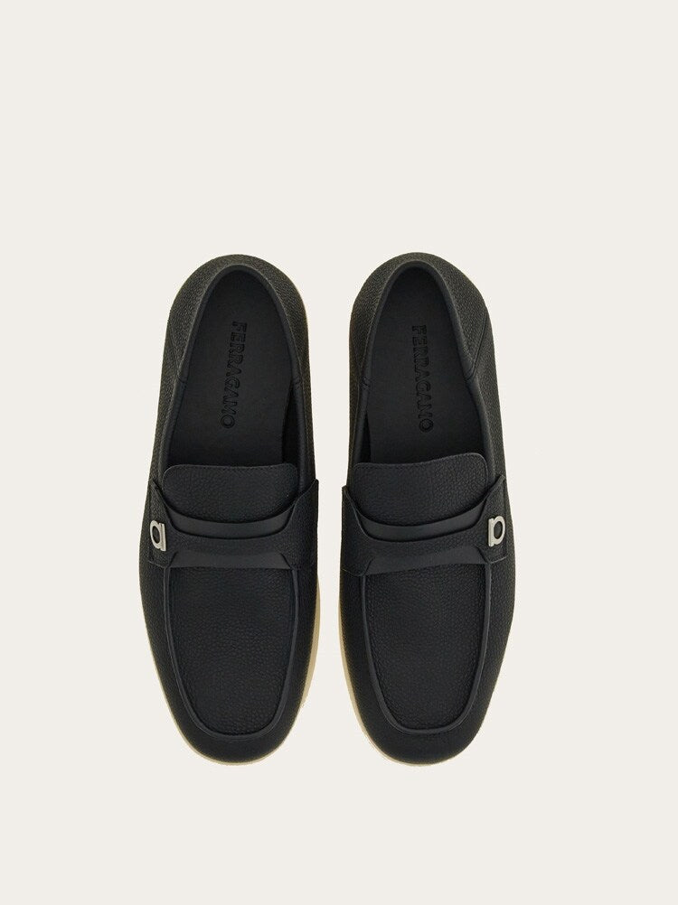 FERRAGAMO MEN'S BLACK LEATHER SLIP ON SHOES