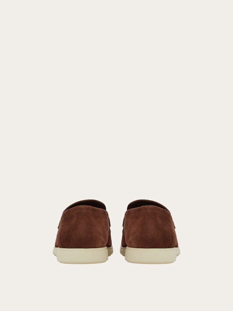 FERRAGAMO MEN'S BROWN SUEDE LOAFERS