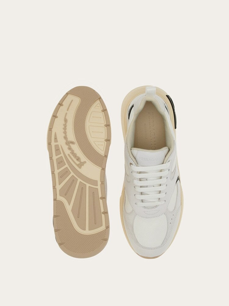 FERRAGAMO MEN'S OFF WHITE LEATHER SNEAKERS