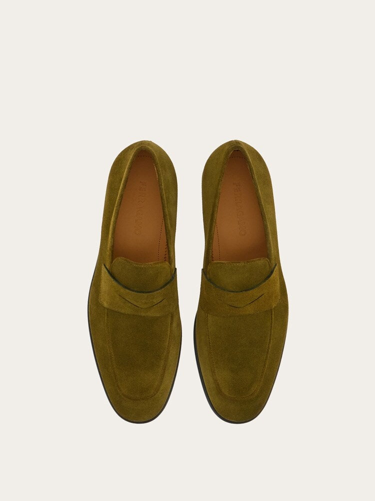 FERRAGAMO MEN'S OLIVE SUEDE LOAFER SHOES