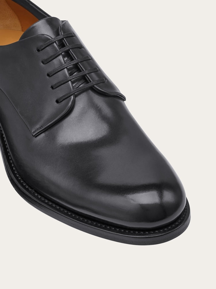 FERRAGAMO MEN'S BLACK CALF LEATHER SHOES