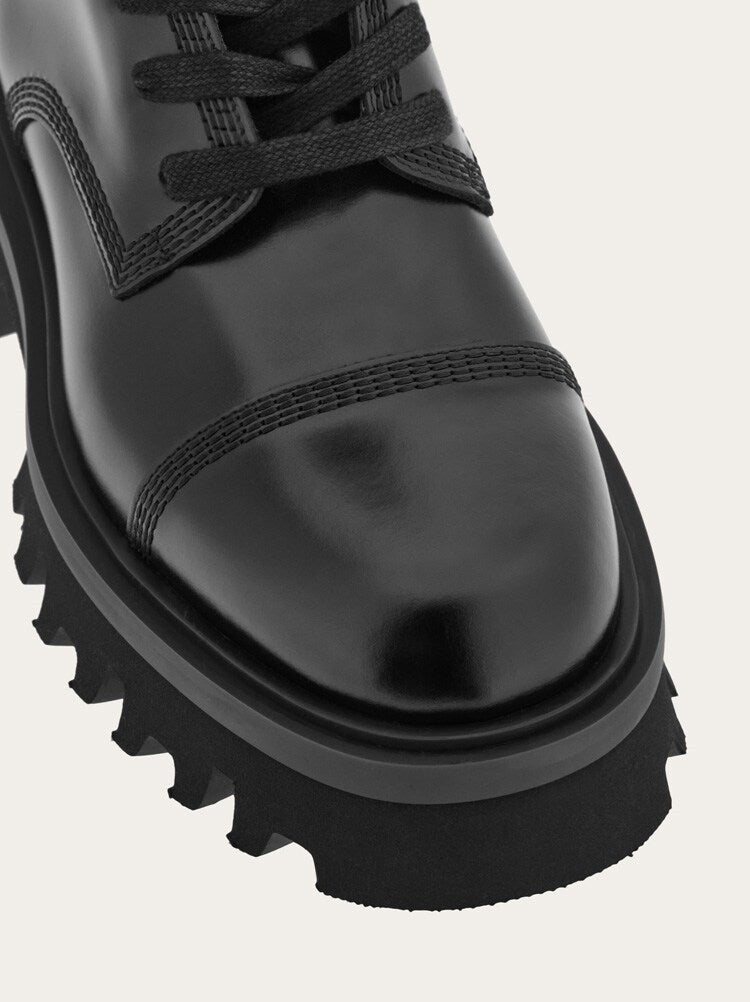 FERRAGAMO WOMEN'S BLACK CALF LEATHER BOOTS