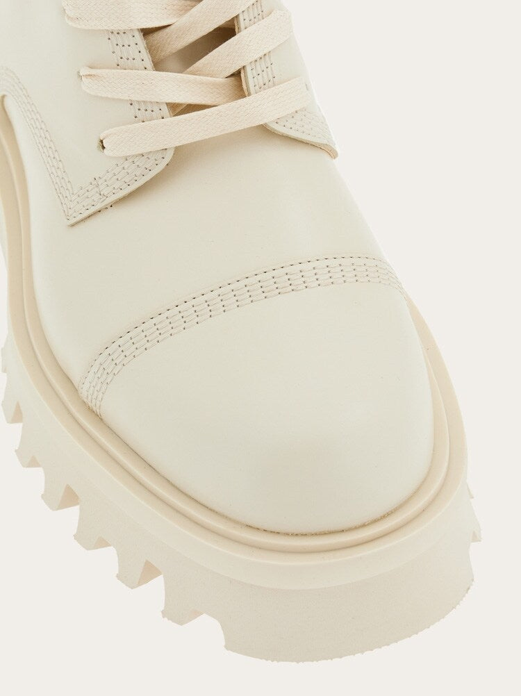 FERRAGAMO WOMEN'S OFF WHITE LEATHER COMBAT BOOTS
