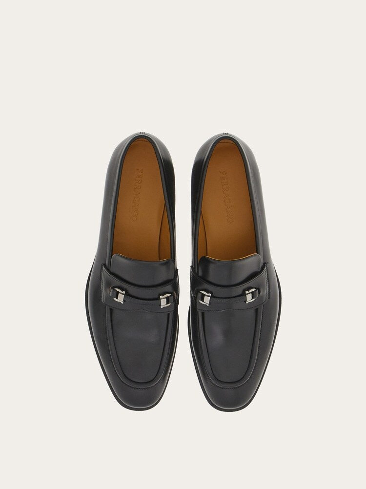 FERRAGAMO MEN'S BLACK CALF LEATHER LOAFERS