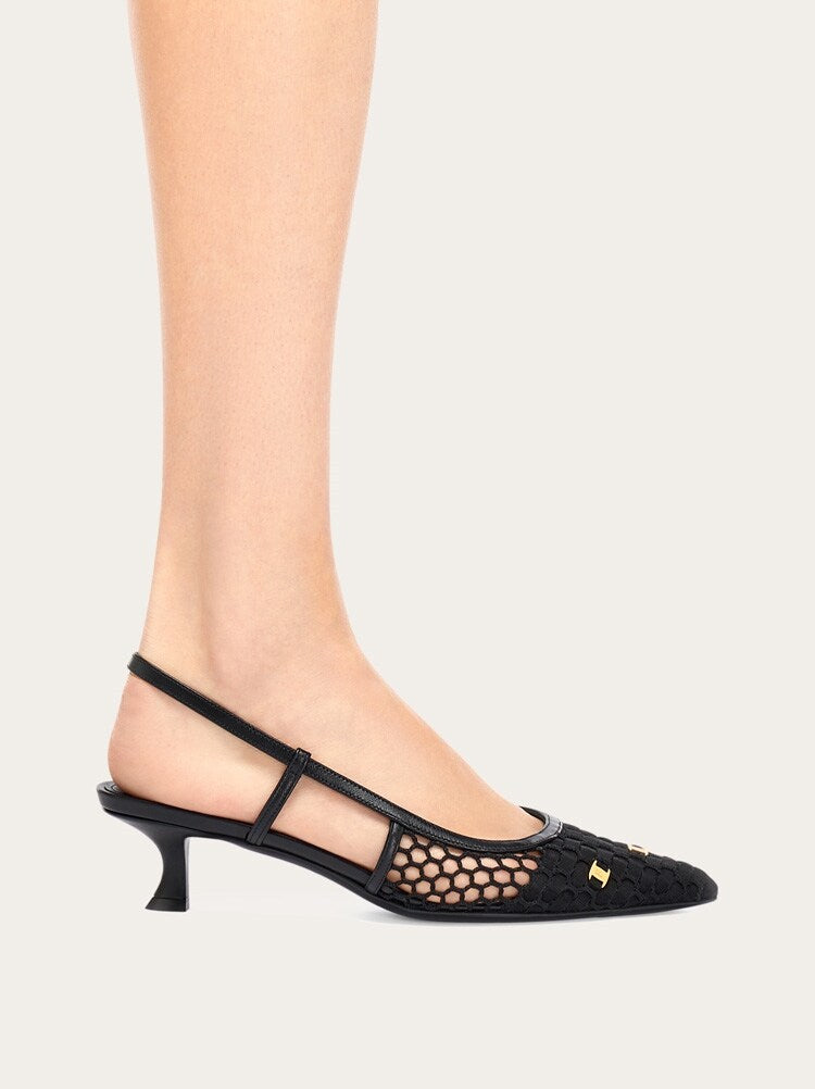 FERRAGAMO WOMEN'S BLACK FABRIC SLINGBACK SHOES