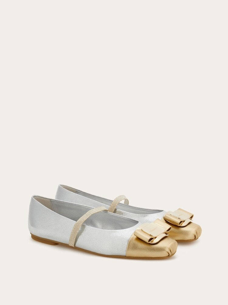 FERRAGAMO WOMEN'S SILVER LEATHER TWO TONE FLATS