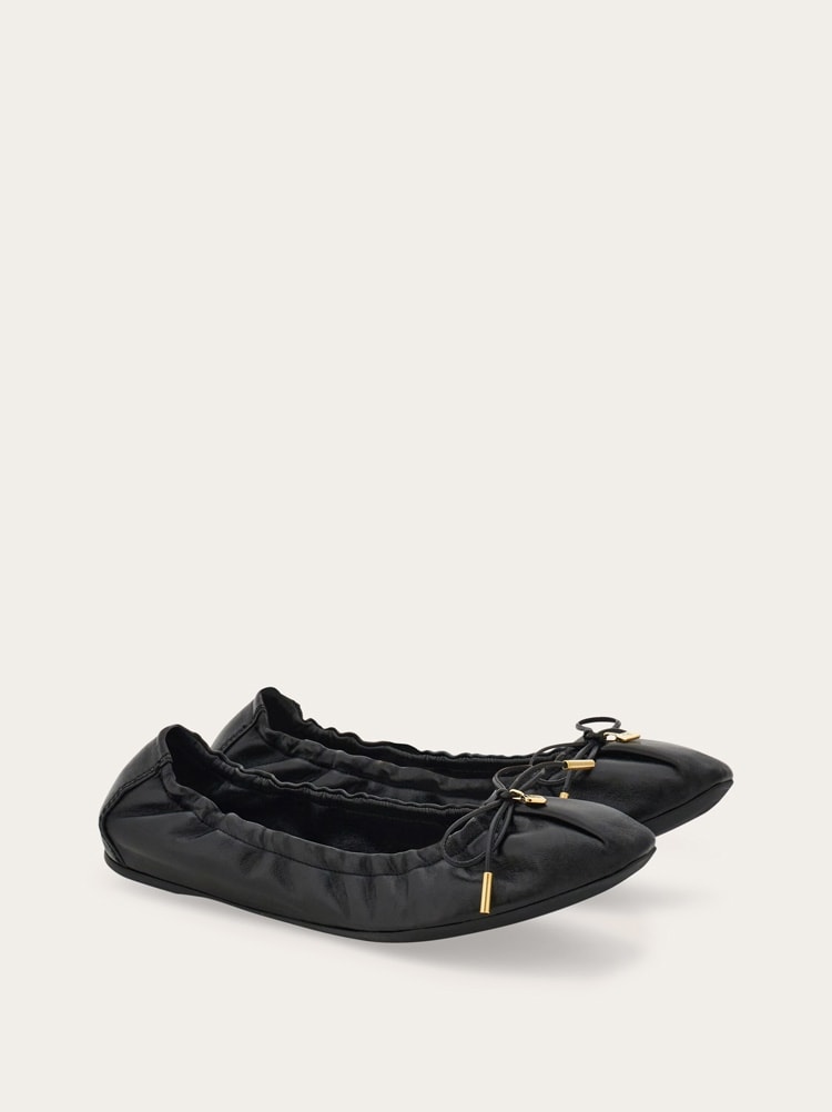 FERRAGAMO WOMEN'S BLACK LAMBSKIN BALLET FLATS