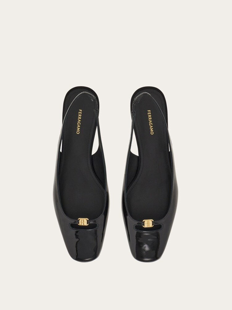 FERRAGAMO WOMEN'S BLACK PATENT LEATHER SLINGBACK SHOES