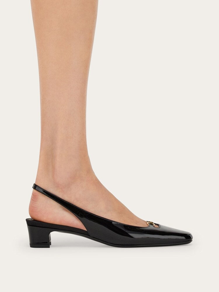 FERRAGAMO WOMEN'S BLACK PATENT LEATHER SLINGBACK SHOES