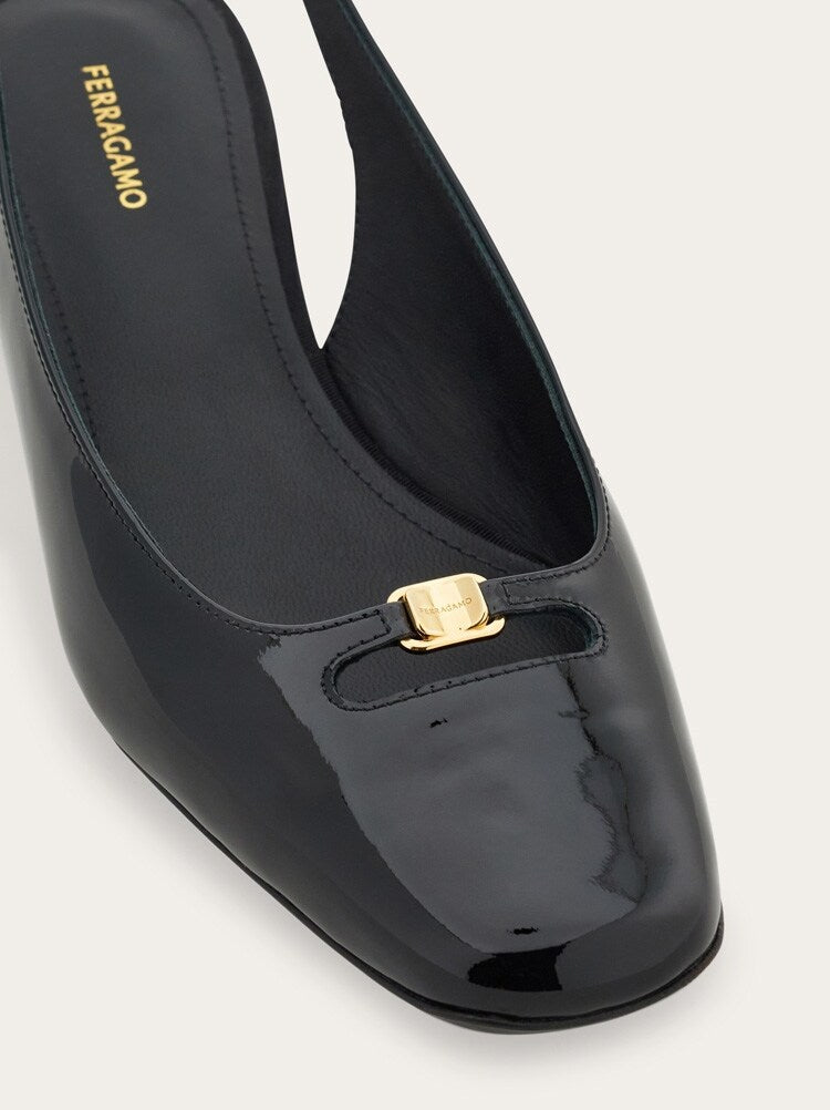 FERRAGAMO WOMEN'S BLACK PATENT LEATHER SLINGBACK SHOES