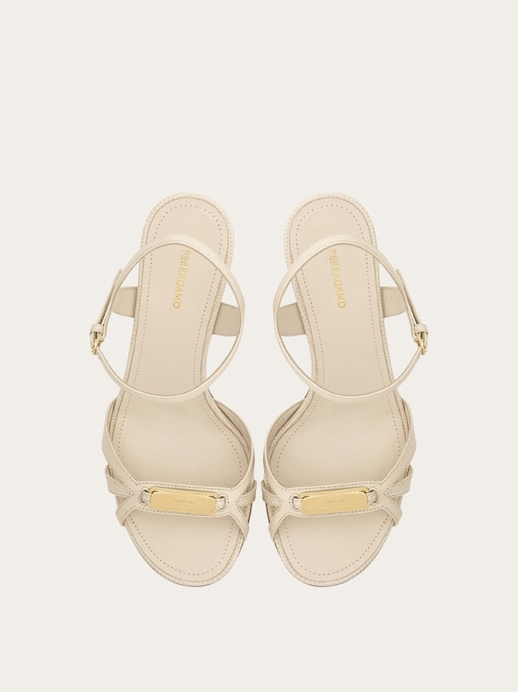FERRAGAMO WOMEN'S CREAM LEATHER HEELED SANDALS