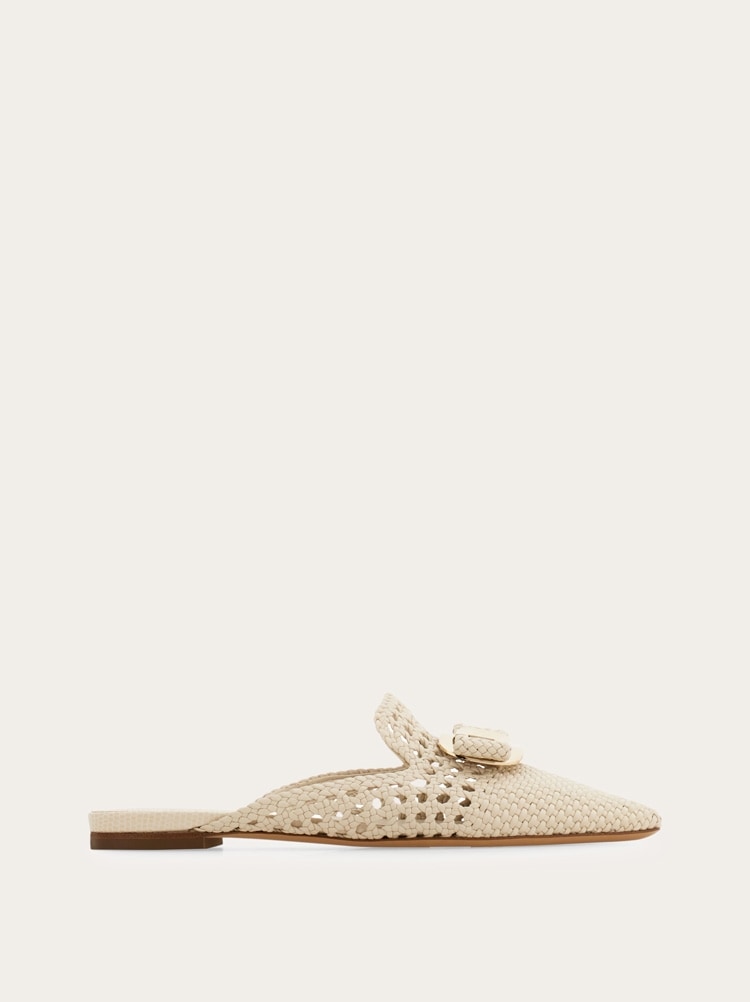 FERRAGAMO WOMEN'S BEIGE WOVEN LEATHER MULE SHOES
