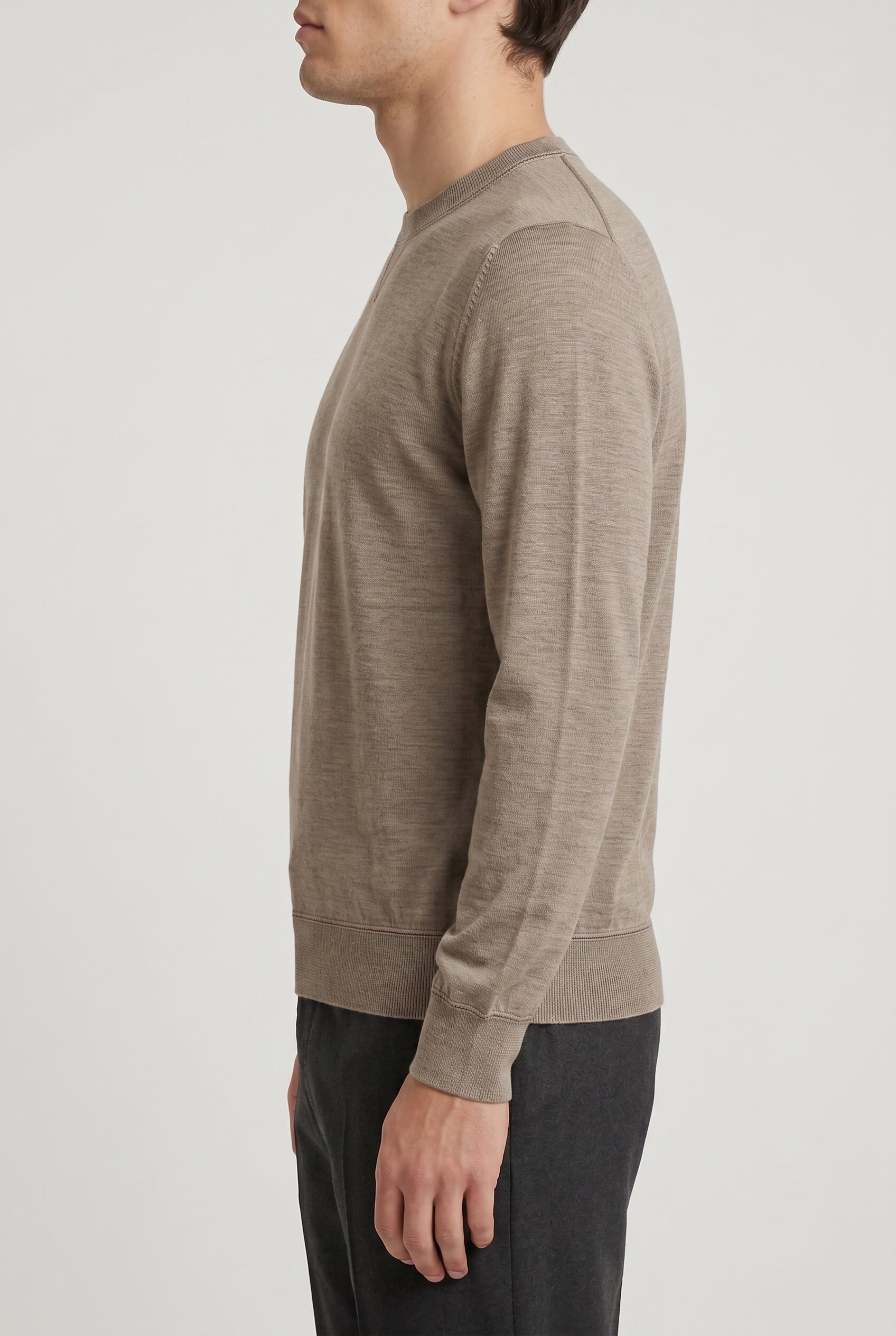 BRUNELLO CUCINELLI MEN'S BEIGE CASHMERE SILK SWEATER