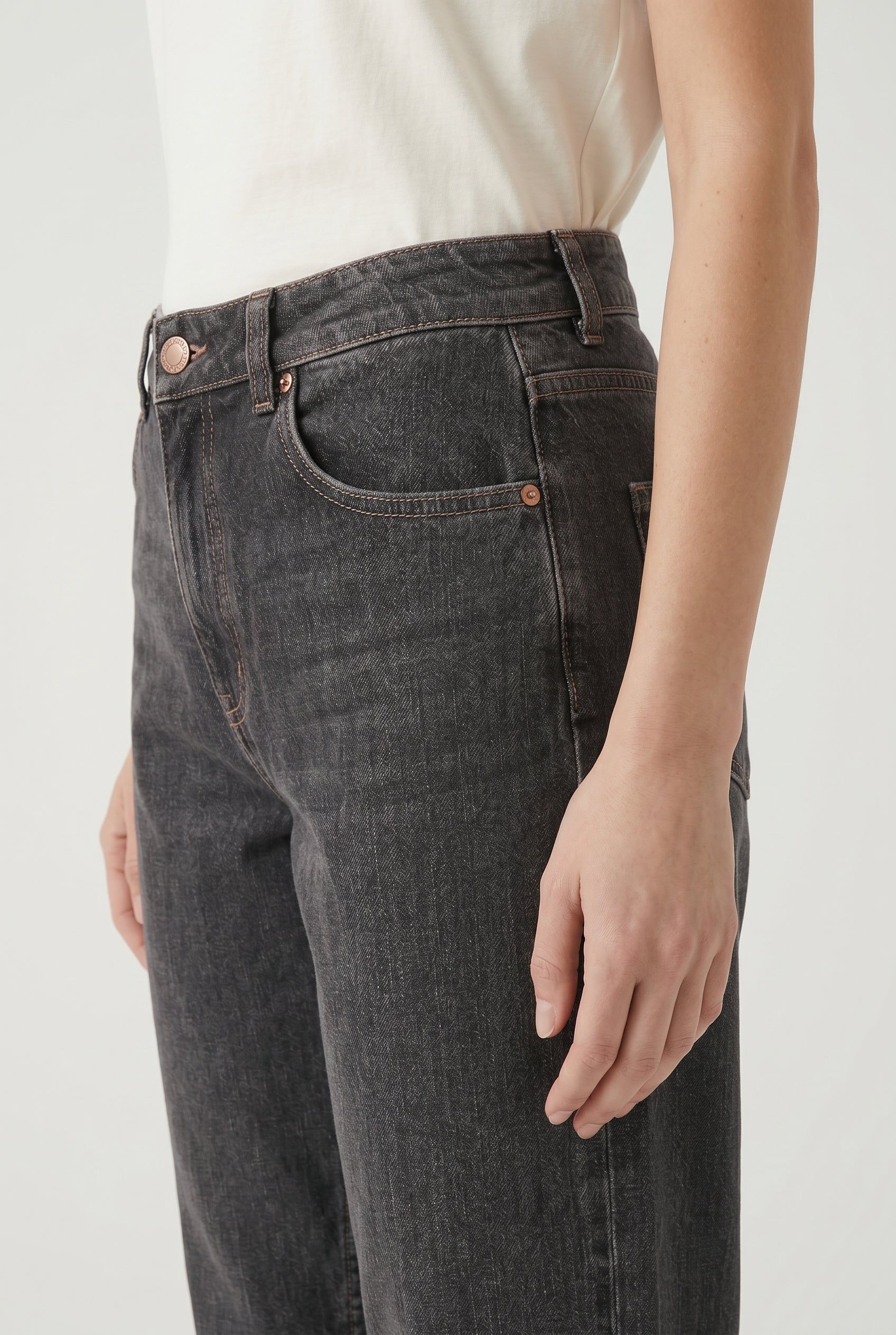 BRUNELLO CUCINELLI WOMEN'S DARK GREY TAPERED TROUSERS