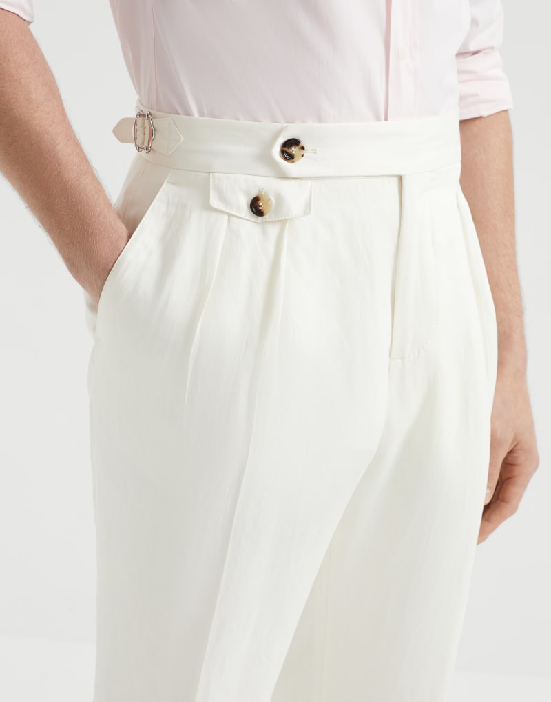 BRUNELLO CUCINELLI MEN'S OFF WHITE LINEN TAILORED TROUSERS