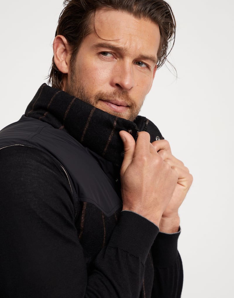 BRUNELLO CUCINELLI MEN'S BLACK STRIPED WOOL VEST
