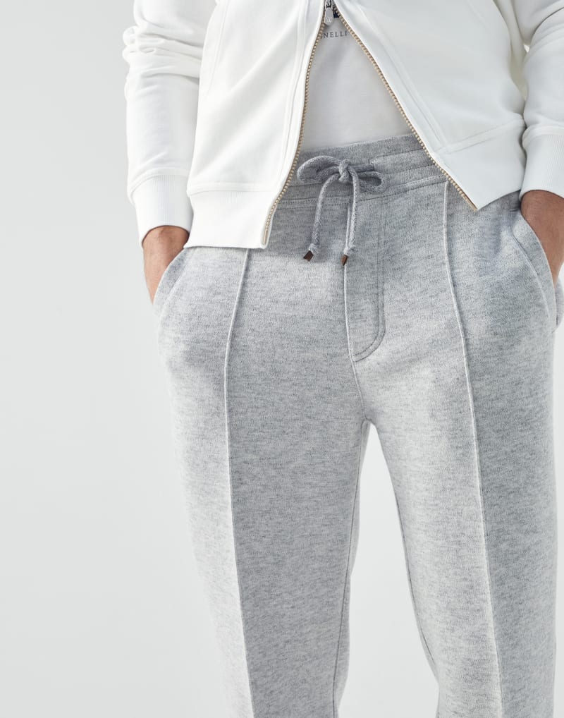 BRUNELLO CUCINELLI MEN'S LIGHT GREY WOOL JOGGER TROUSERS