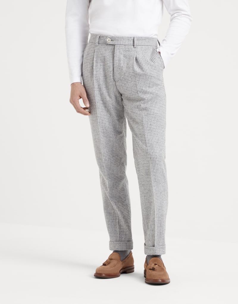 BRUNELLO CUCINELLI MEN'S LIGHT GREY WOOL BLEND TROUSERS