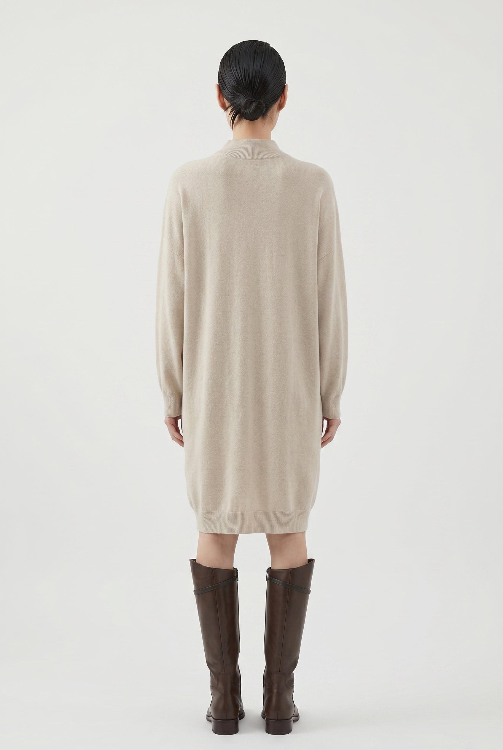 BRUNELLO CUCINELLI WOMEN'S LIGHT BEIGE WOOL SWEATER DRESS