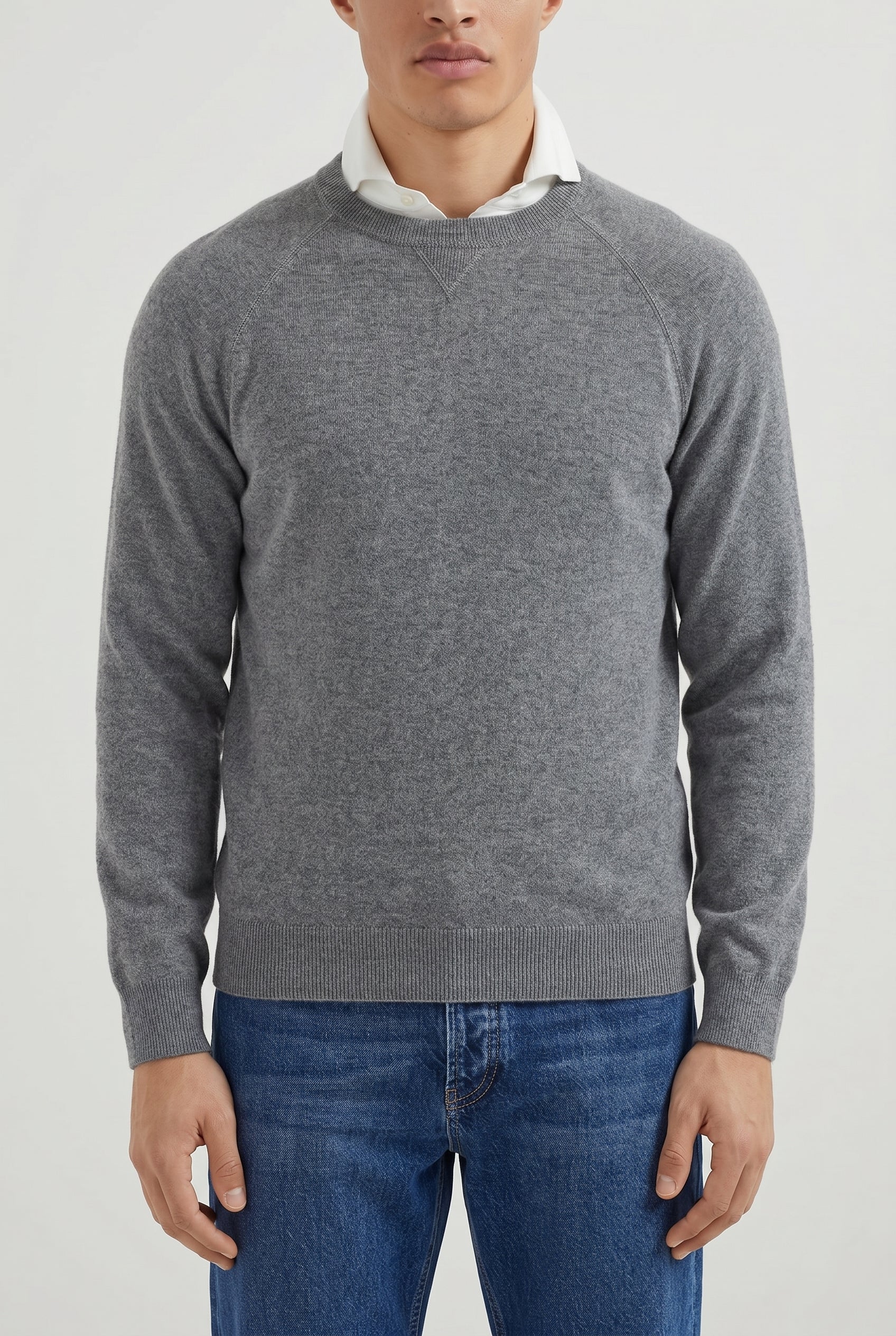 BRUNELLO CUCINELLI MEN'S GREY WOOL CREWNECK SWEATER