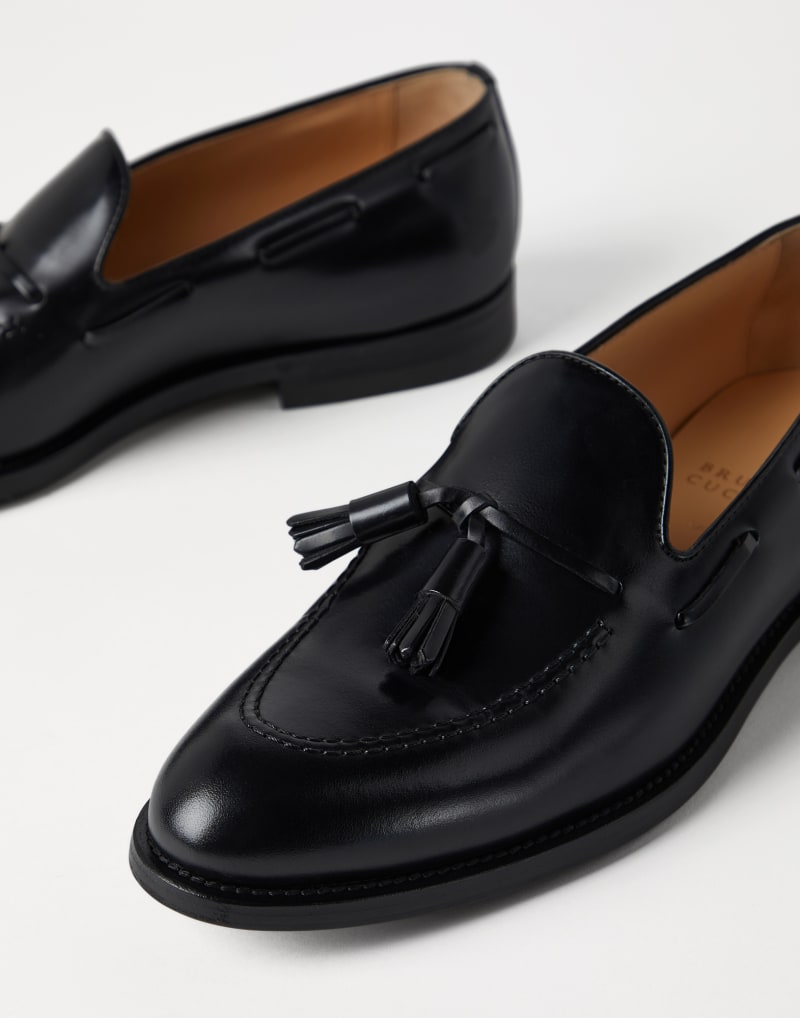 BRUNELLO CUCINELLI MEN'S BLACK LEATHER TASSEL LOAFERS
