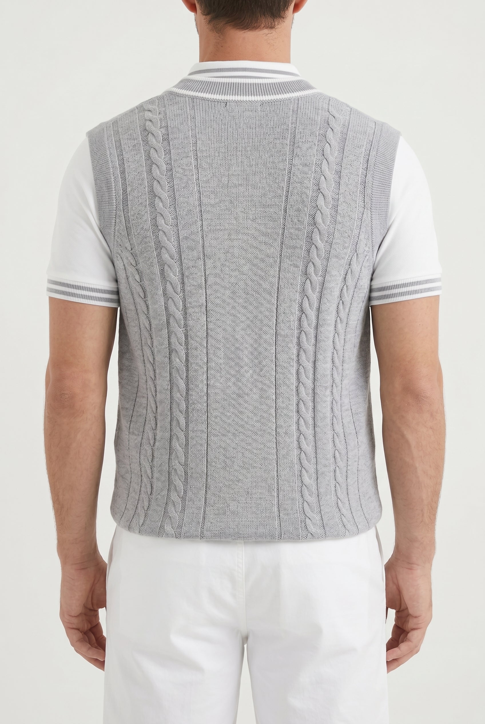 BRUNELLO CUCINELLI MEN'S LIGHT GREY CABLE KNIT VEST