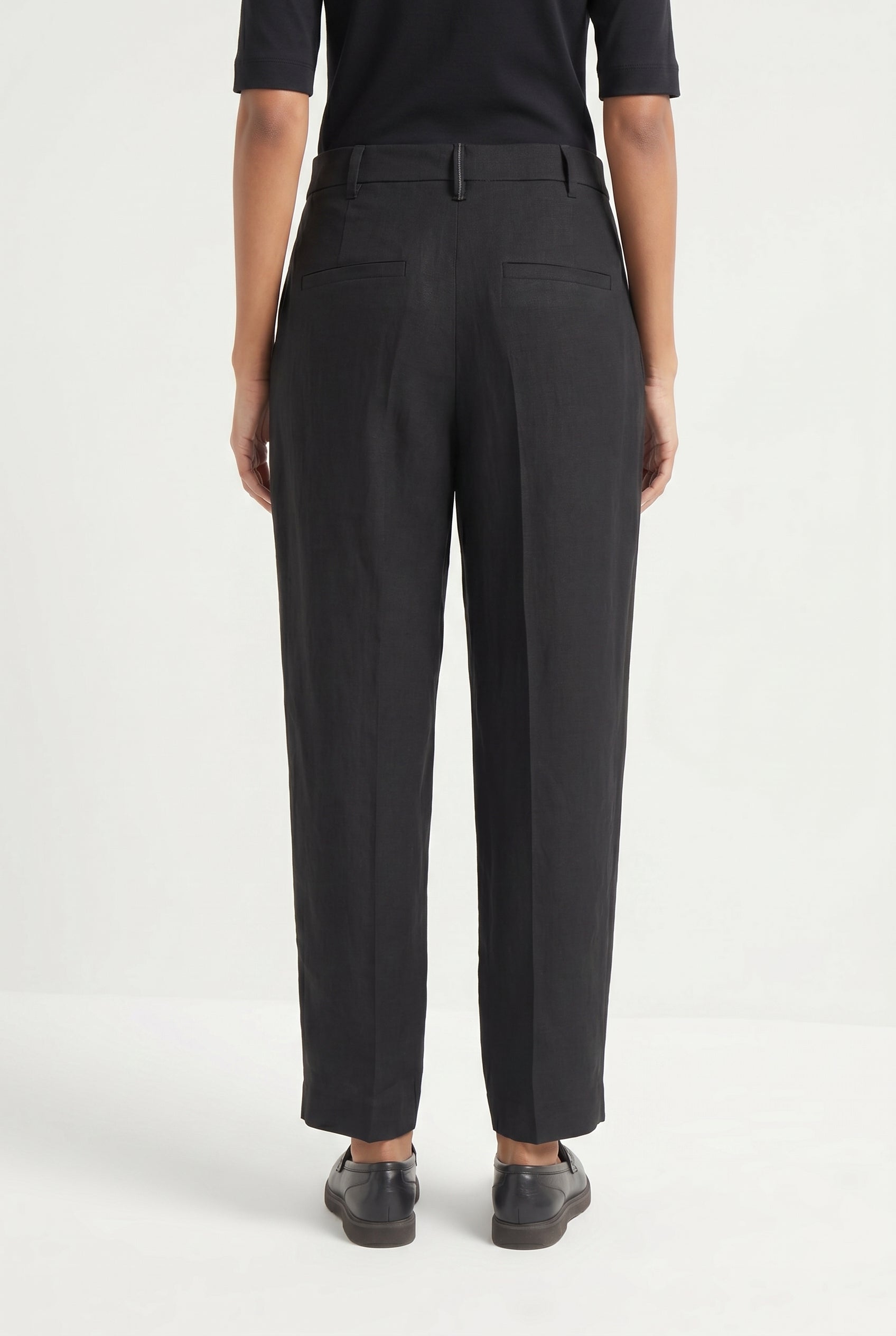 BRUNELLO CUCINELLI WOMEN'S BLACK RELAXED LINEN TROUSERS